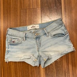 Women Hollister shorts